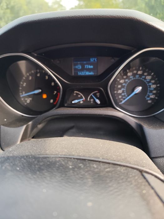 Ford focus 1.6 benzina..2012