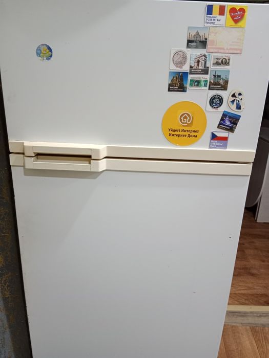 Продам холодильник