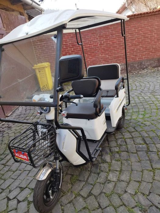 Tricicletă electrica RKS XIGMA cu cabină