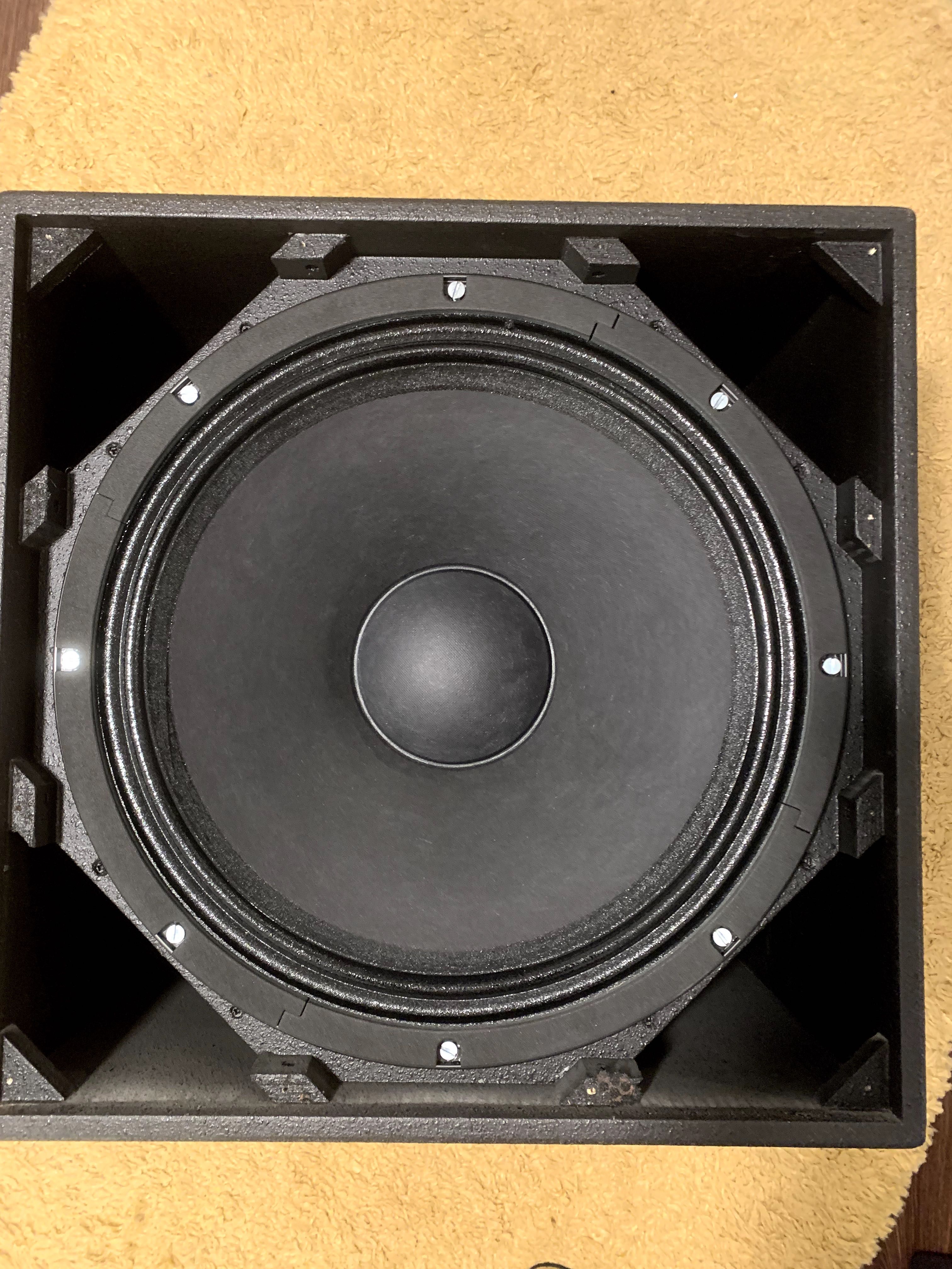 Vand/schimb subwoofer, RCF, PAudio