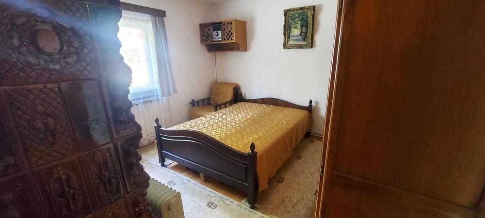 Închiriez apartament