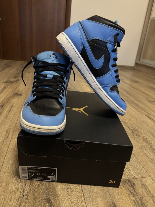 Nike Jordan 1 mid