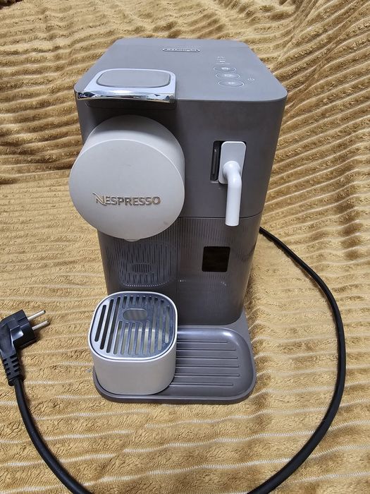 Espressor Nespresso Lattissima One stare excelenta