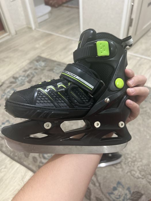 Коньки детские в отличном состояний