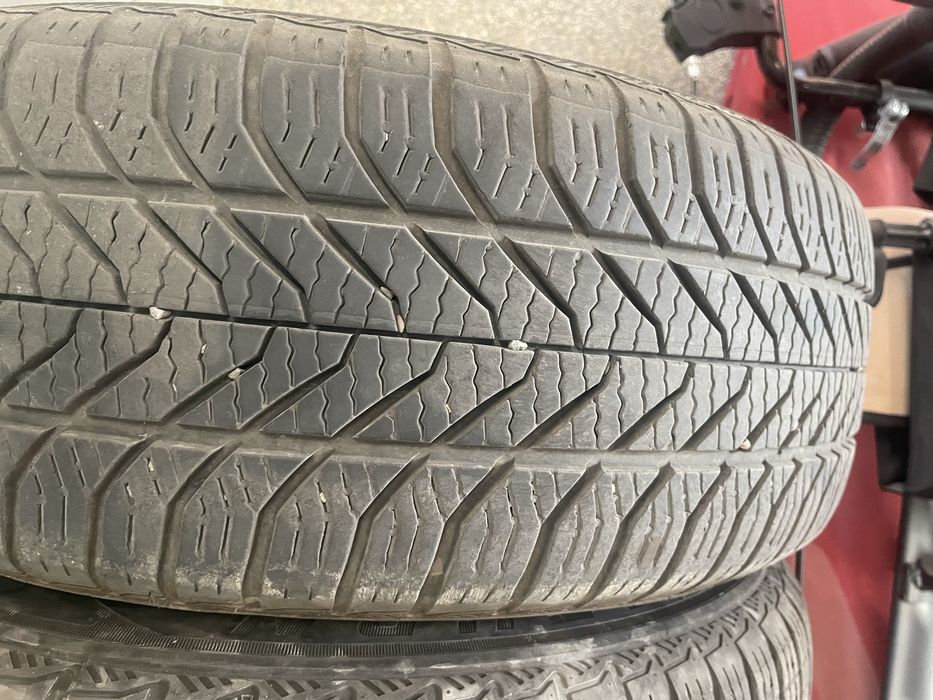 Продам заводские диски и шины от жентры