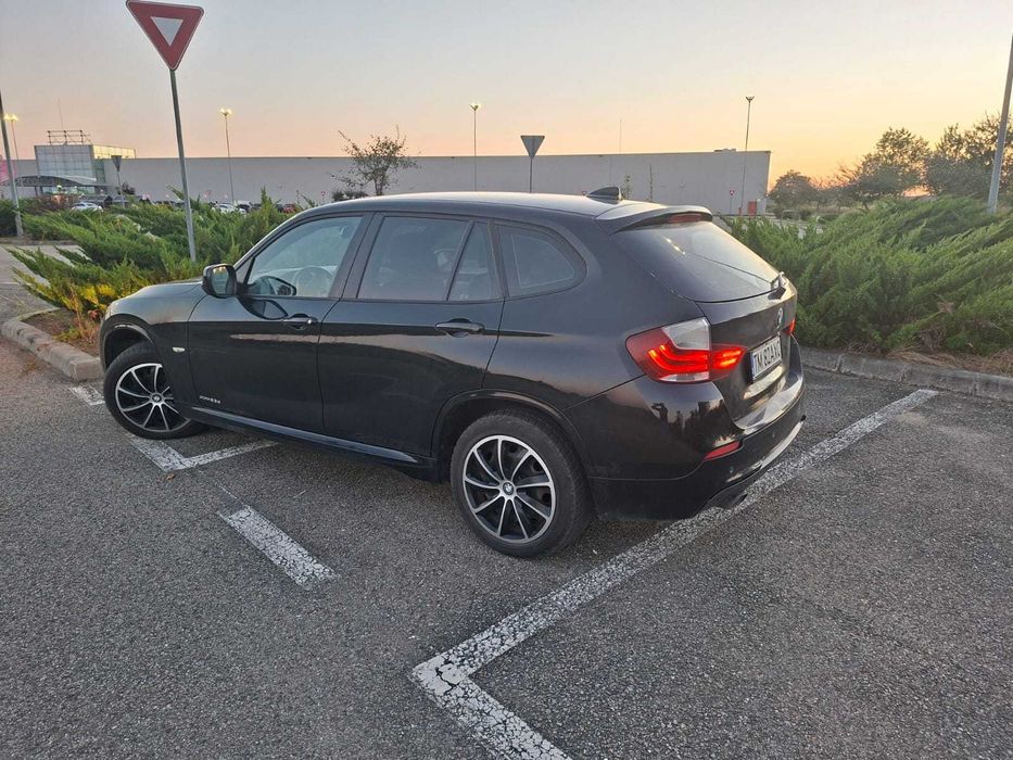 Vând BMW X1 sdrive mașină personală