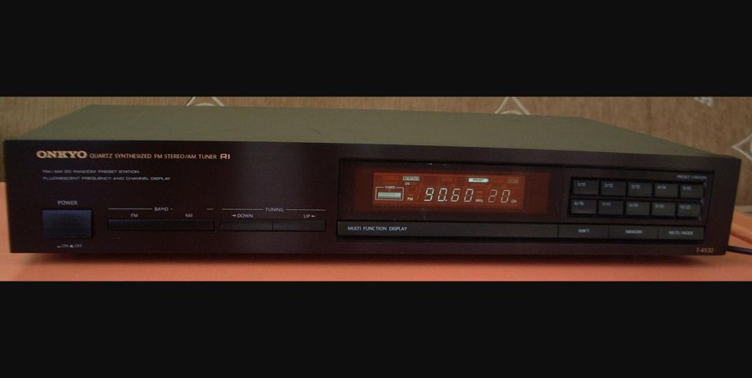 Onkyo T-4530 Quartz Synthesized FM AM Stereo Tuner