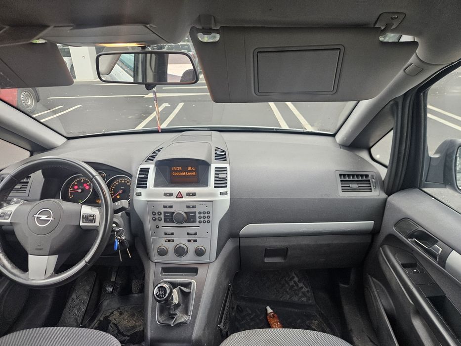 Opela zafira B 2010 1.7 diesel 6 trepte 7 locuri