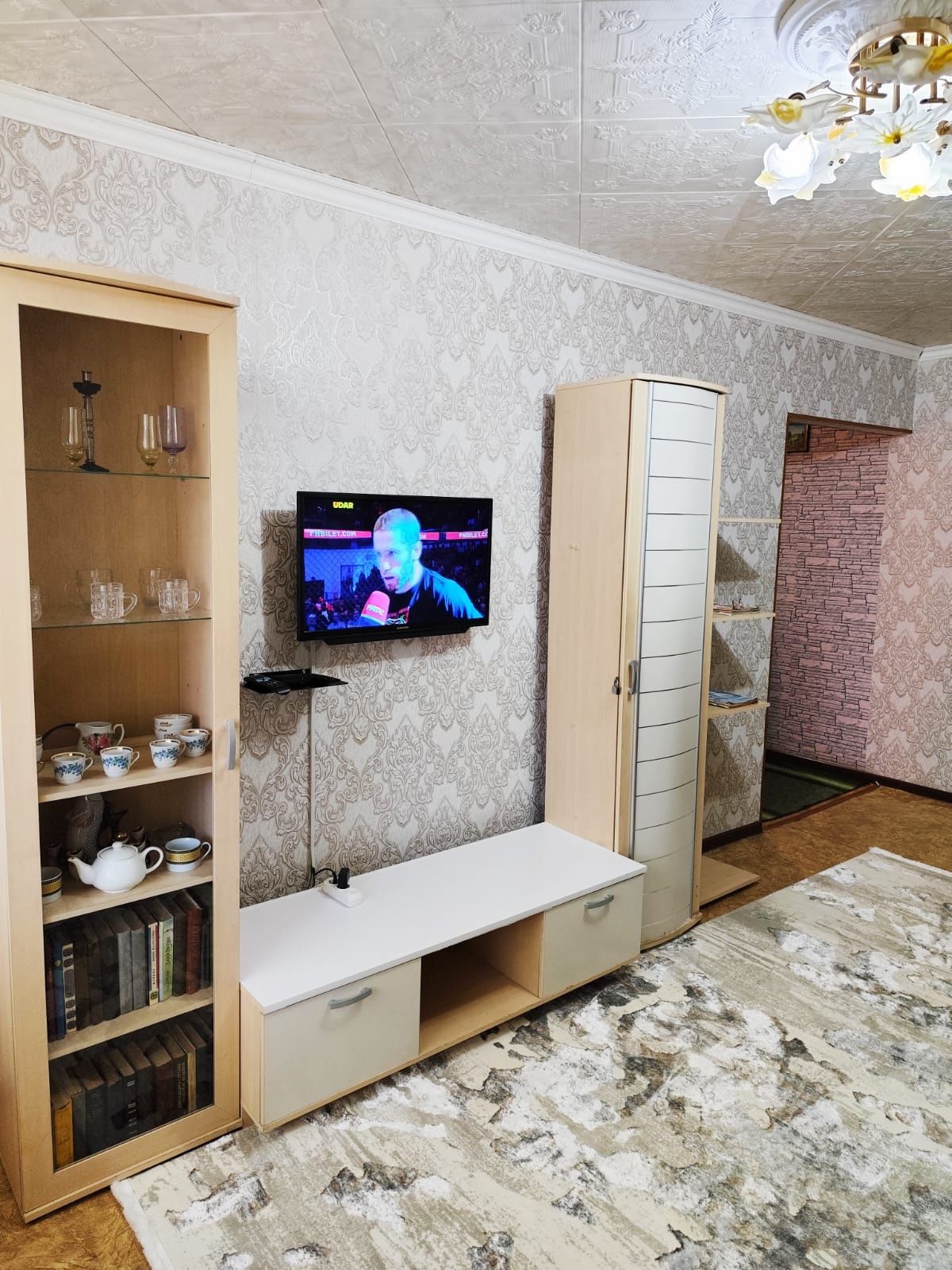 Посуточно 2-х комн. в 6 мкр-не