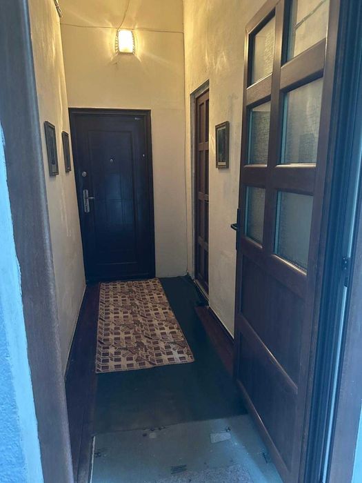 Camera renovata, ultracentral Sinaia,Bd. Carol I 61 - DIRECT PROPIETAR