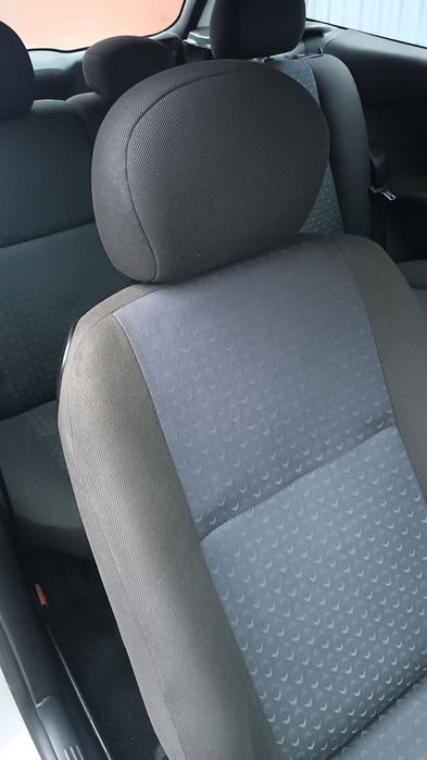 Vând mașina  Ford focus