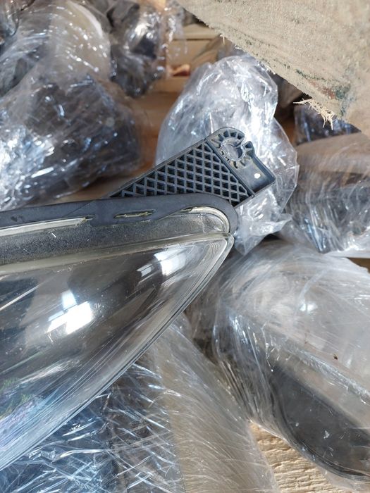 Far FORD FOCUS 3 III stanga european