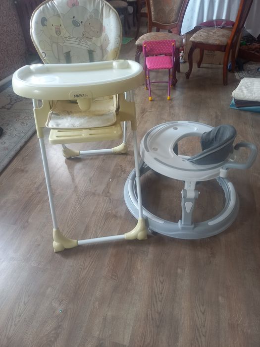 Детский стол для кормлени