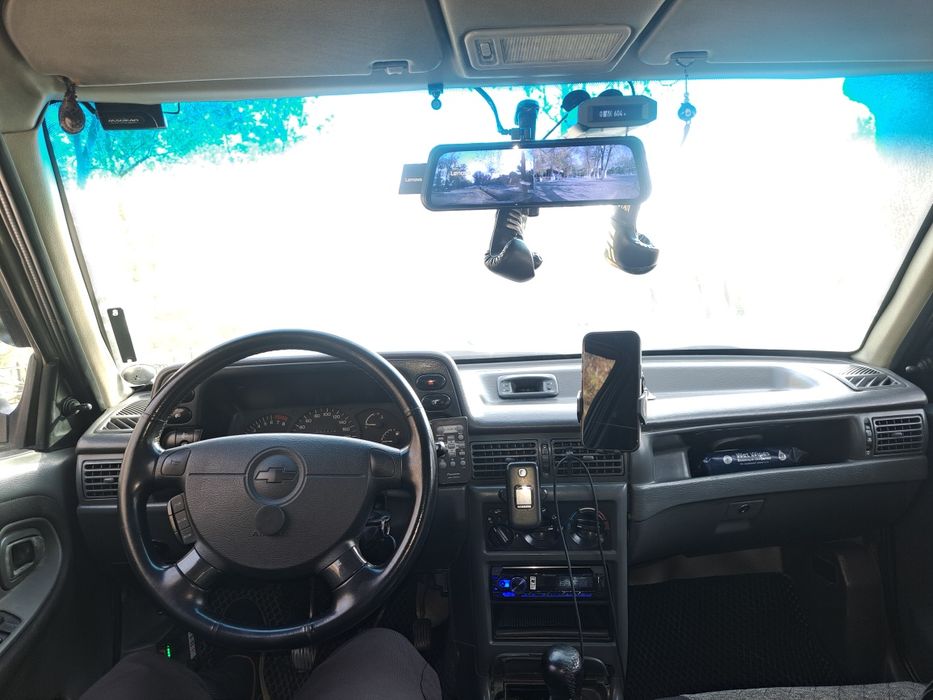 Nexia 1 Daewoo 2000-yil holati ideal sotiladi !!!