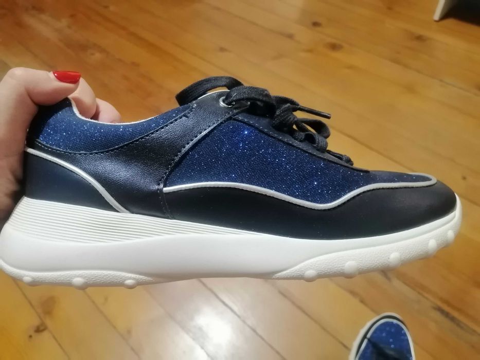 Geox чисто нови обувки 39 номер