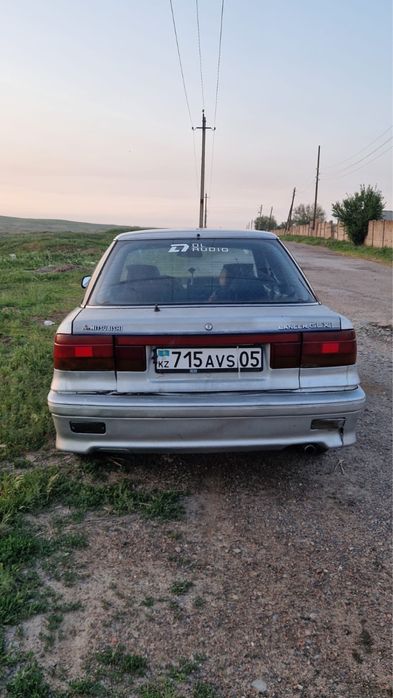 Продам срочна машину