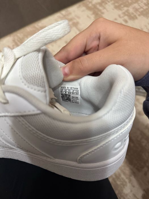 Маратонки на Adidas -50лв