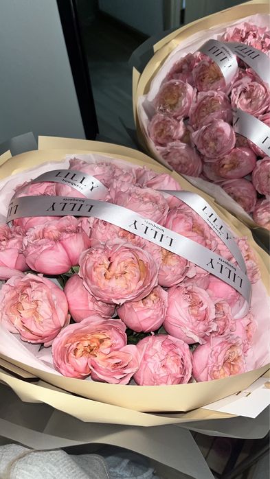 Букет из пионовидных роз