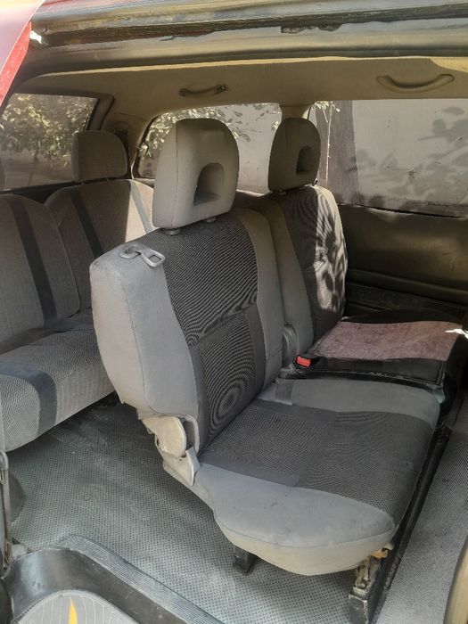 Тайота привия автомат 8 уриндикли яхши мошина сотилади
