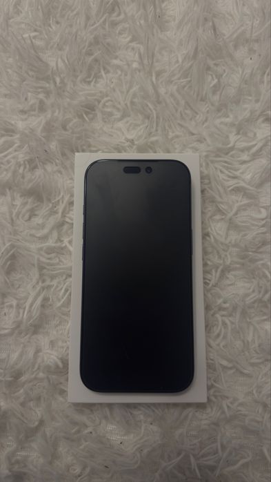 Iphone 17 pro / deschis de o zi