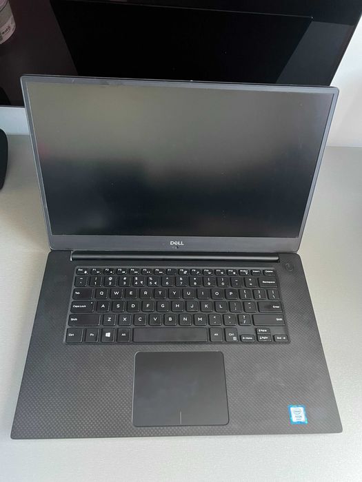 Dell Precision 5530 | Xeon E-2176M | Quadro P2000 | 16GB |512SSD + 1TB