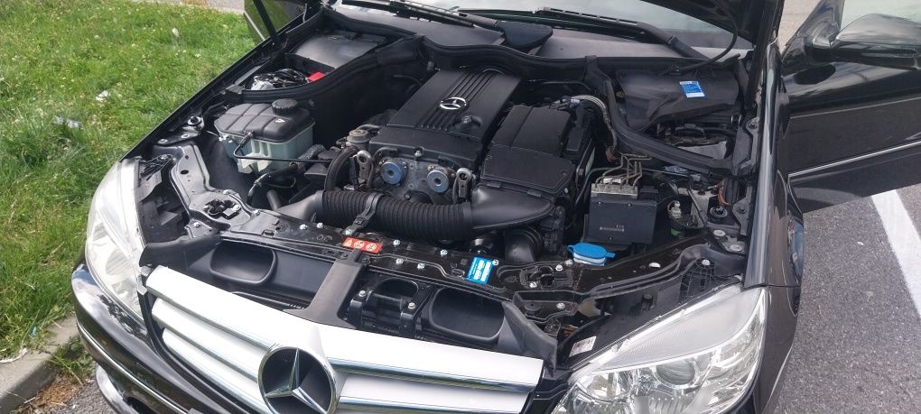 Mercedes CLC Coupe, benzina 2009 ,201000 km,INMATRICULAT stare f.buna