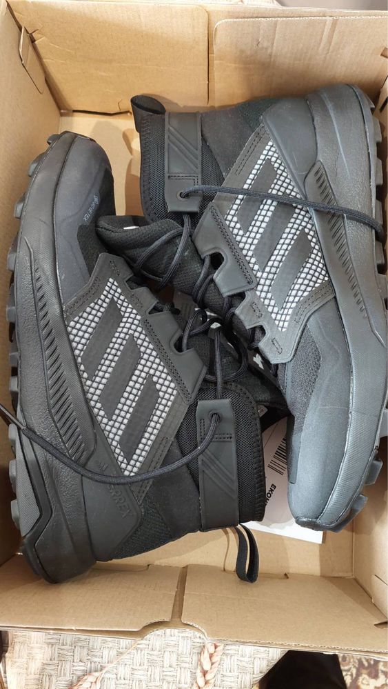 Adidas TERREX Gore-tex мембрана N46