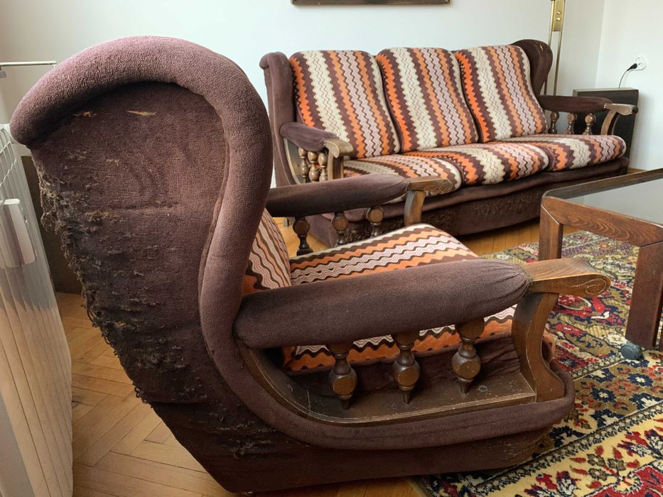Луксозна западна ретро холна гарнитура разтегателен диван + 2 фотьойла