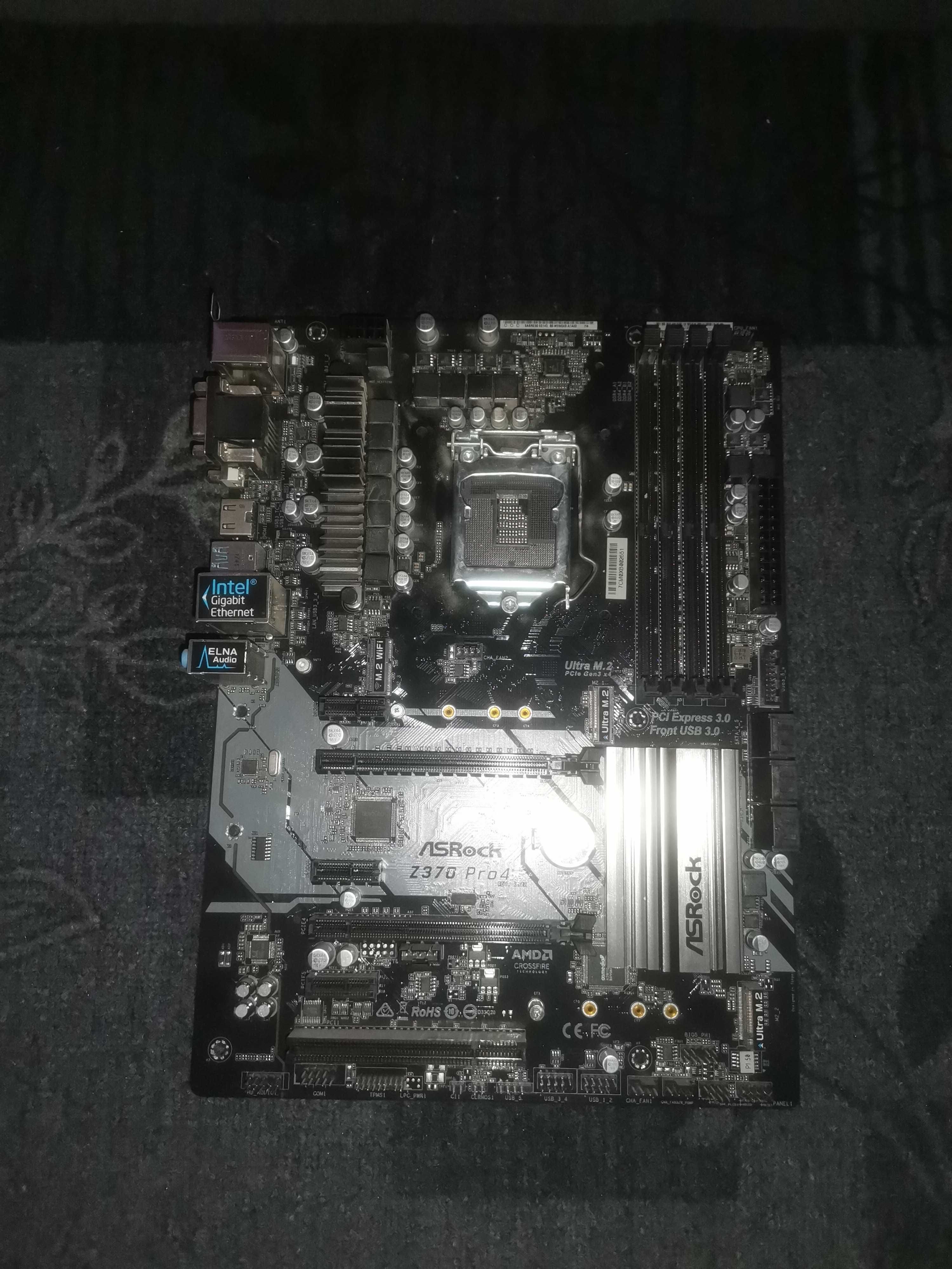 дънна платка AsRock