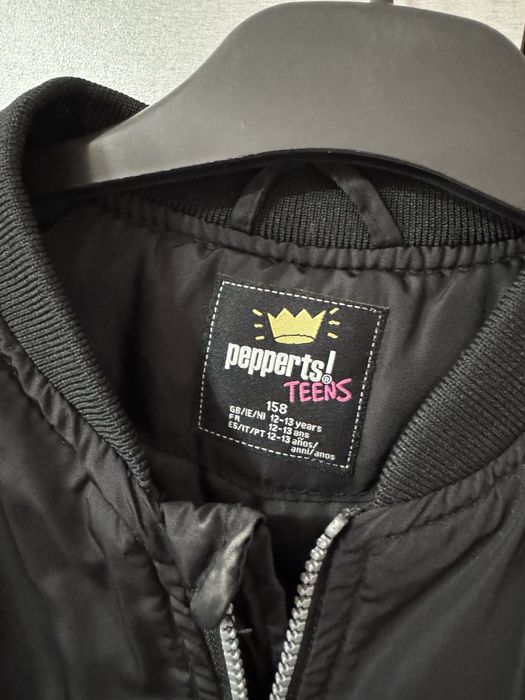 Geaca neagra xs.