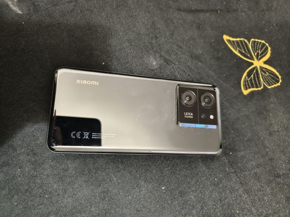 Xiaomi 13T impecabil, folie și husa din prima zi