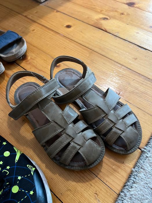 Обувки за момче 32