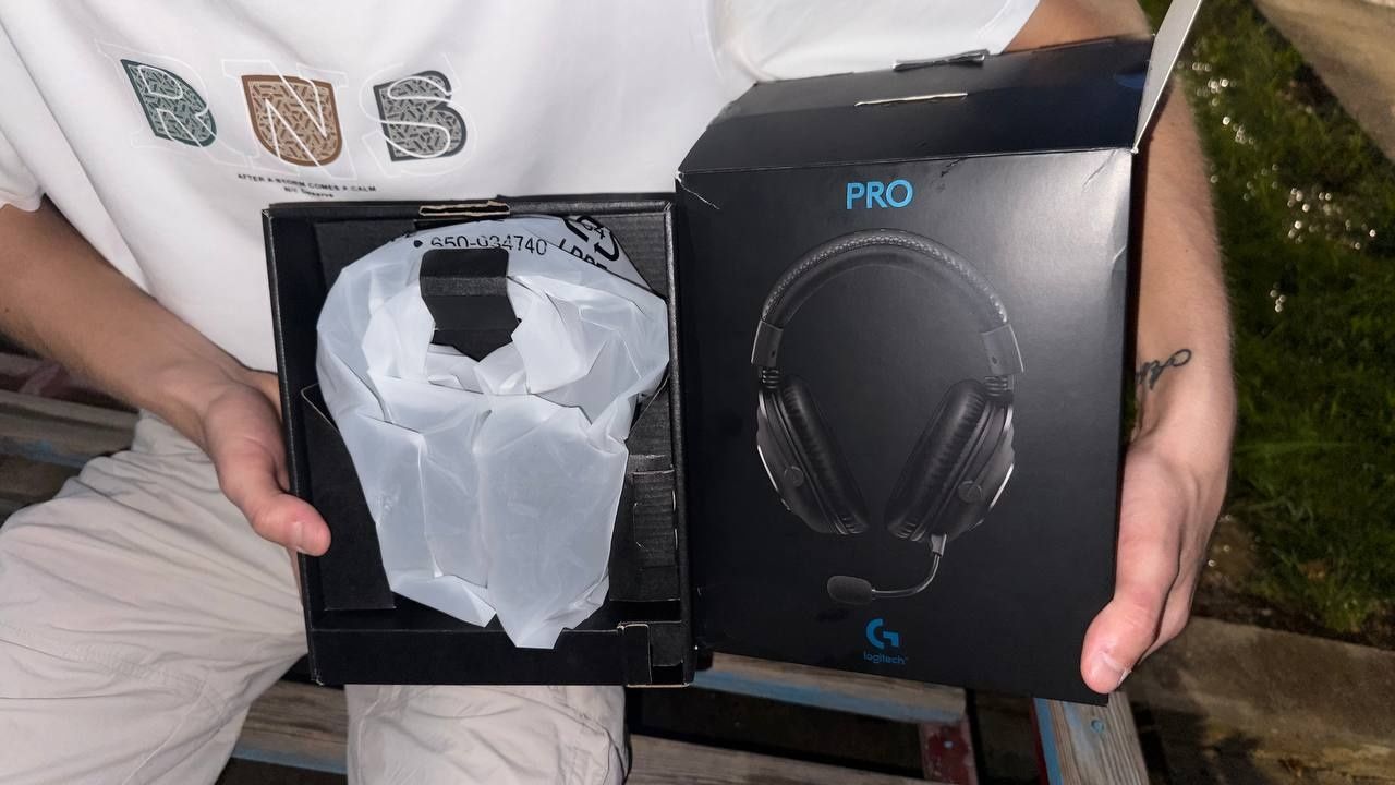 Model 0 Logitech pro HyperX cloud 2 продам