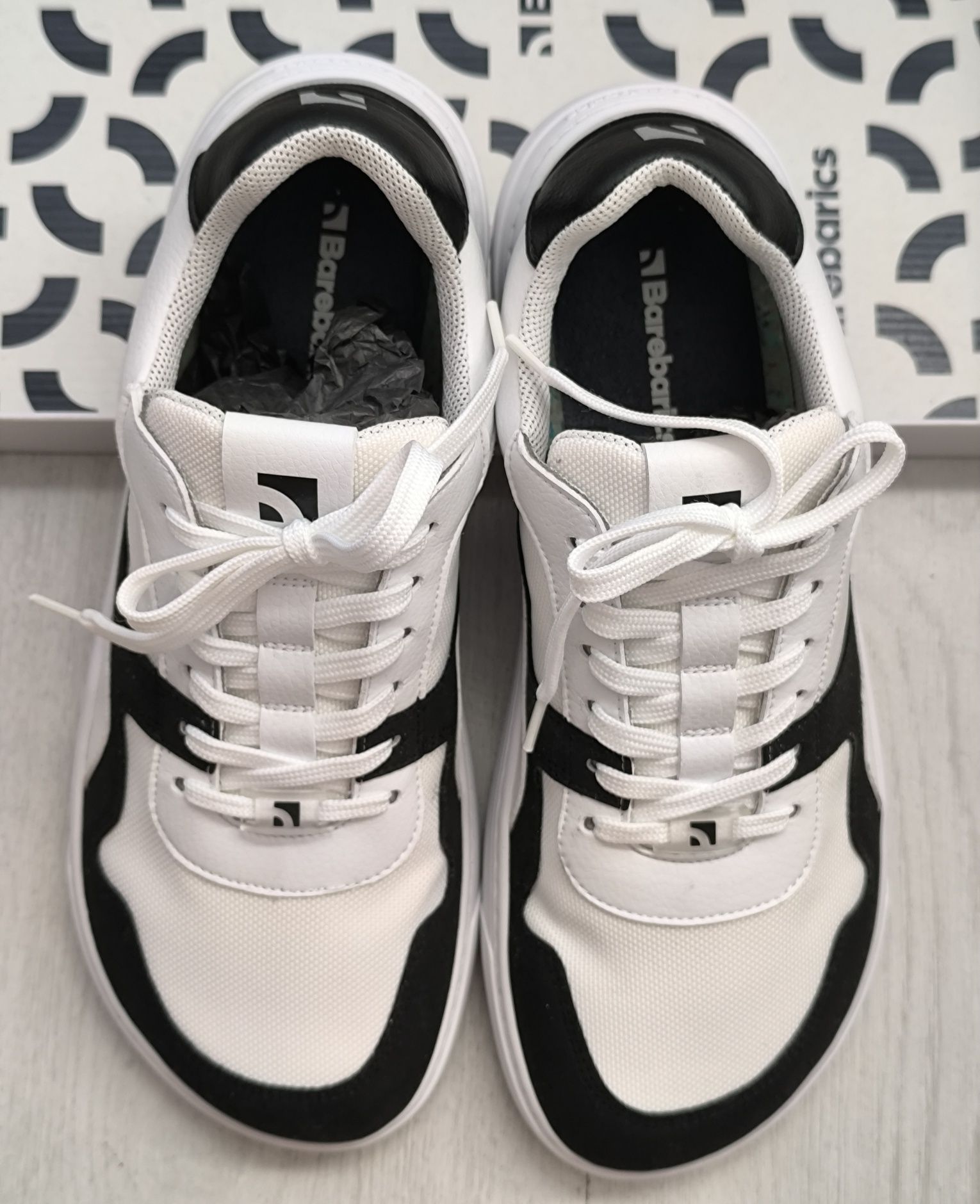 Barebarics zing black/white unisex 43