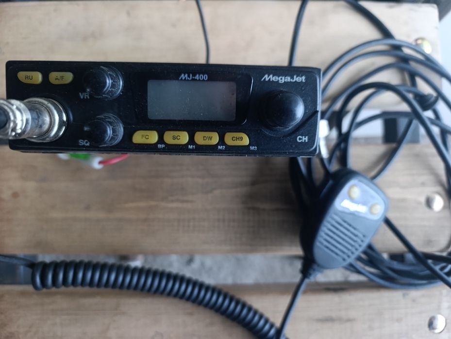 Продам рацию для дальнобоя.