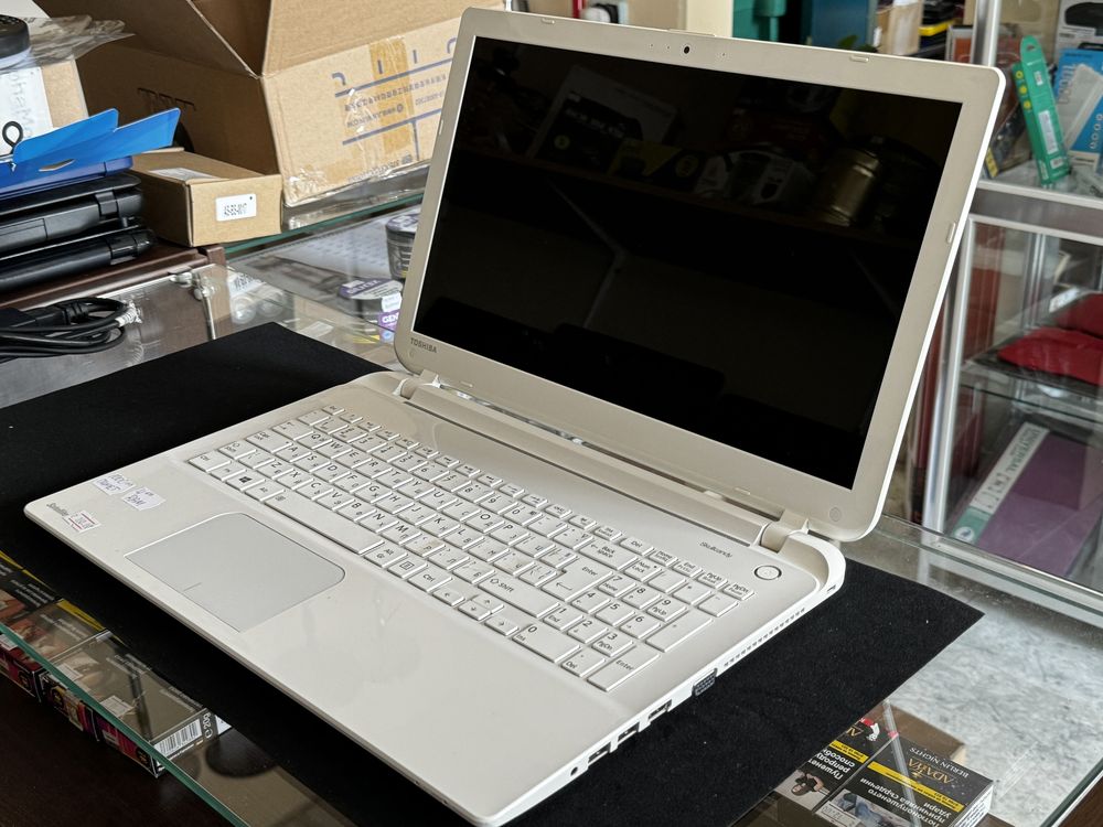 Лаптопи macbook air, toshiba, asus, packard bell, hp