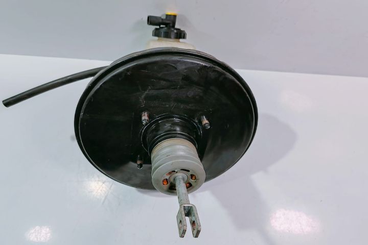 Tulumba Frana  cu pompa servofrana 8200941229 Dacia Logan prima gener