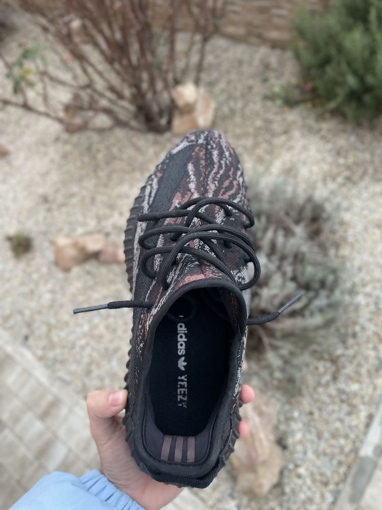 Adidas Yezzy 350 V2 MX Rock