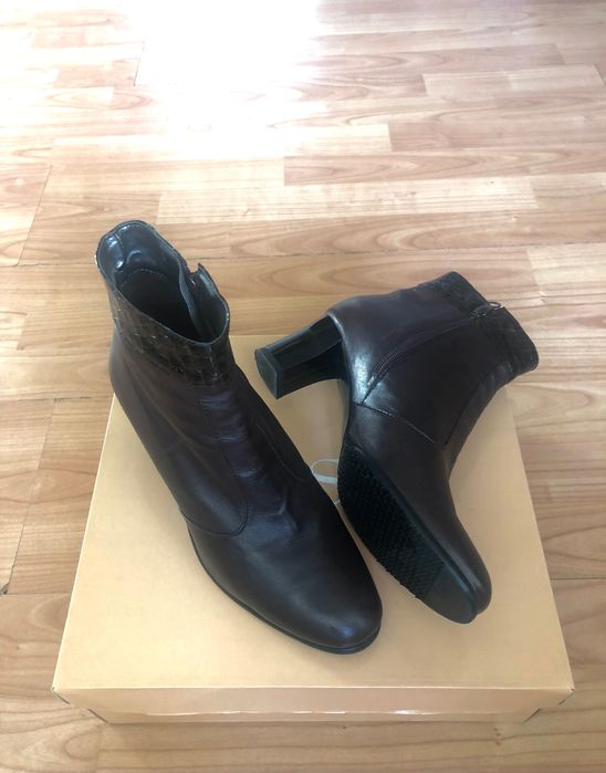 Vand cizme scurte dama piele