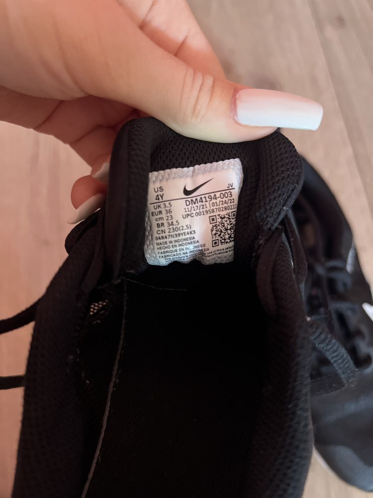 adidași nike pt fete