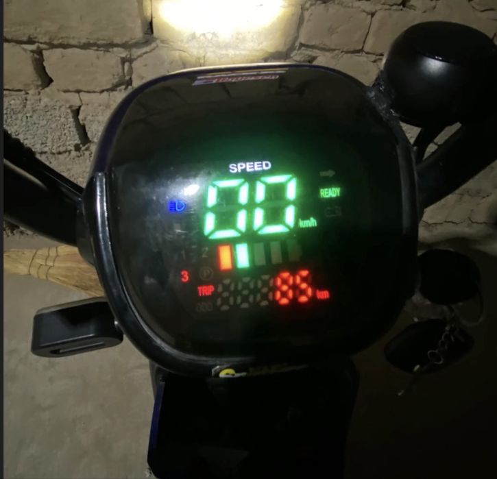 Продаю электроскутер