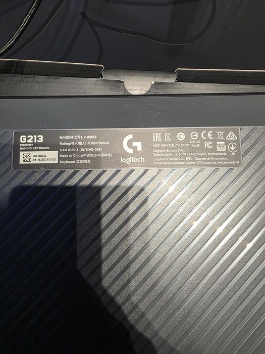 Tastatura Logitech G213