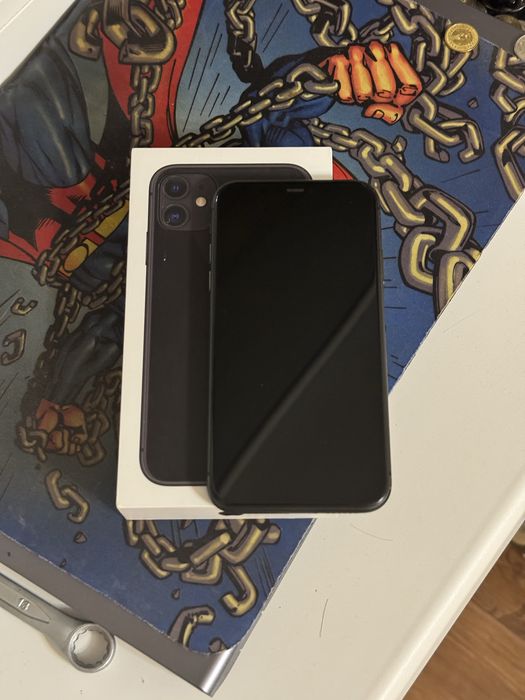 Продам айфон 11 в идеальном состояни