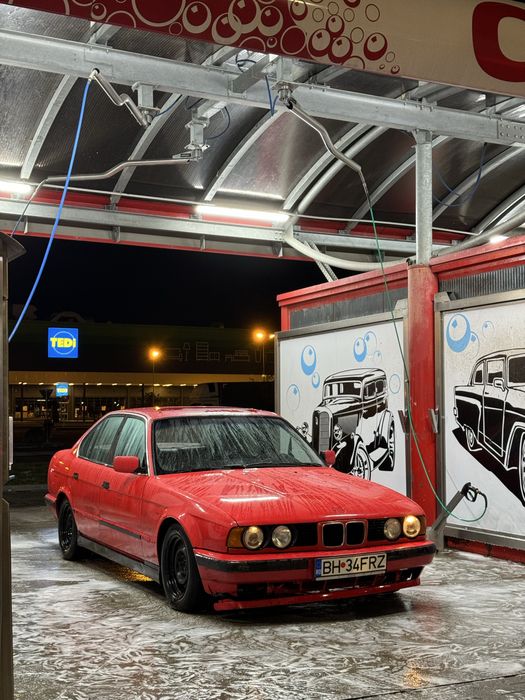 BMW Seria 5 E34 520i