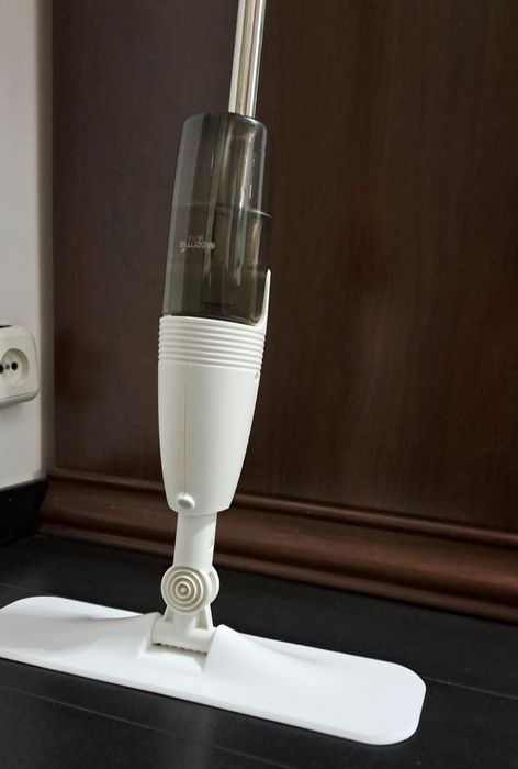 Продам швабру с распылителем