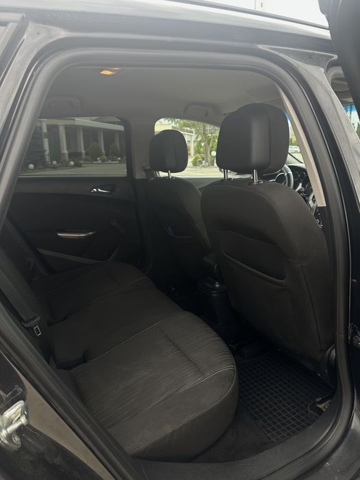 Opel astra J 1.7 TDI 2012