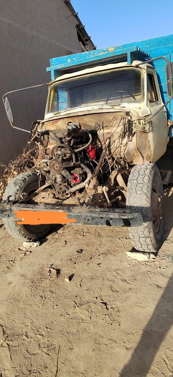 gaz 53 sotiladi narxi kelishiladi