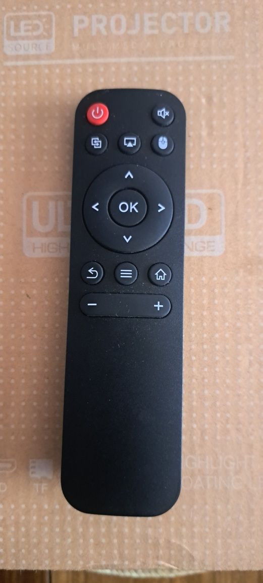 Продавам проектор android hd