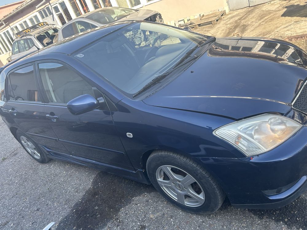 Toyota Corolla 2.0 D4D 110кс. 2003г. - НА ЧАСТИ