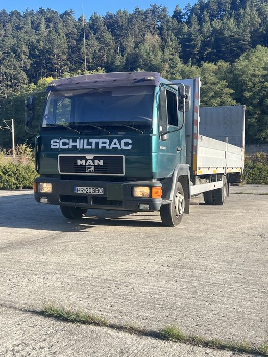 MAN 10.224 Camoinetta cu platforma si rampa!